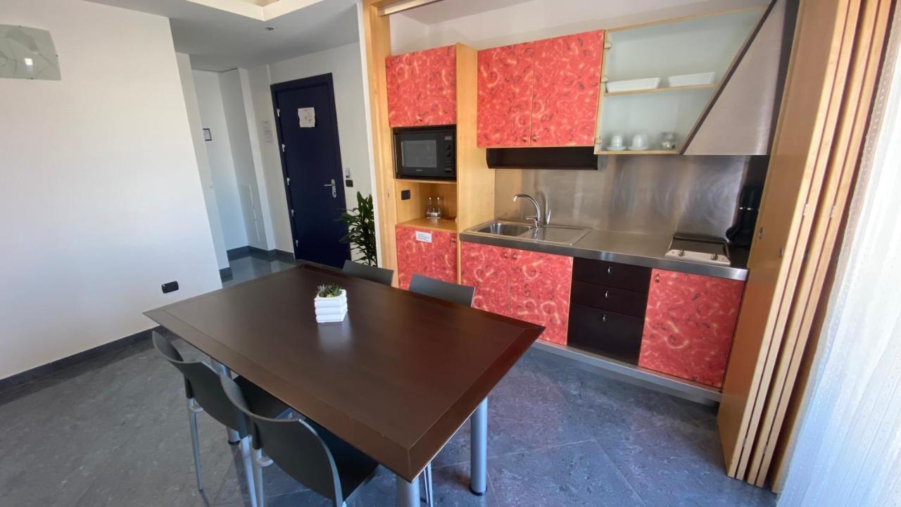 Blu Residence - Hotel Nel Salento Casarano Kültér fotó
