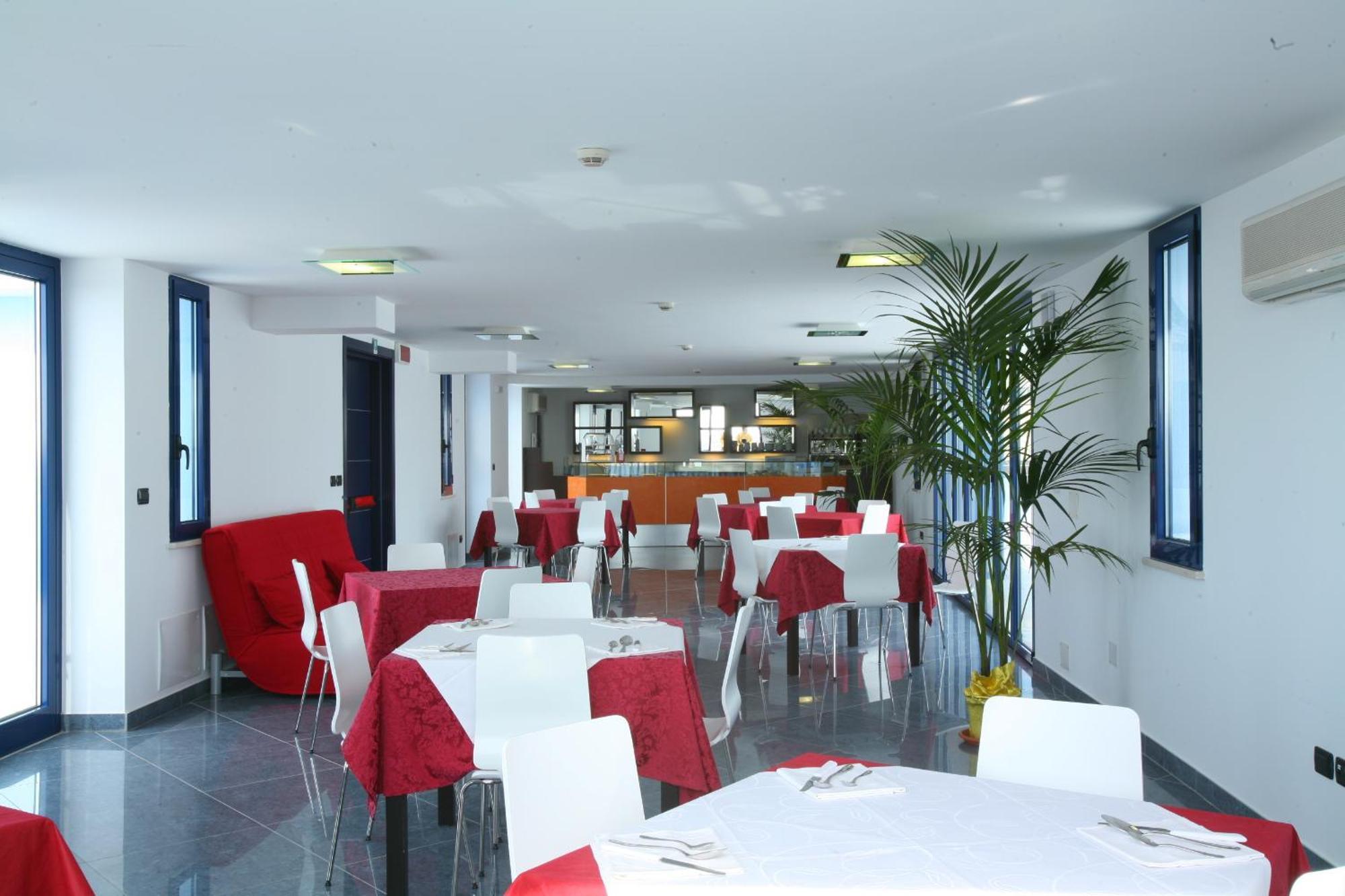 Blu Residence - Hotel Nel Salento Casarano Kültér fotó
