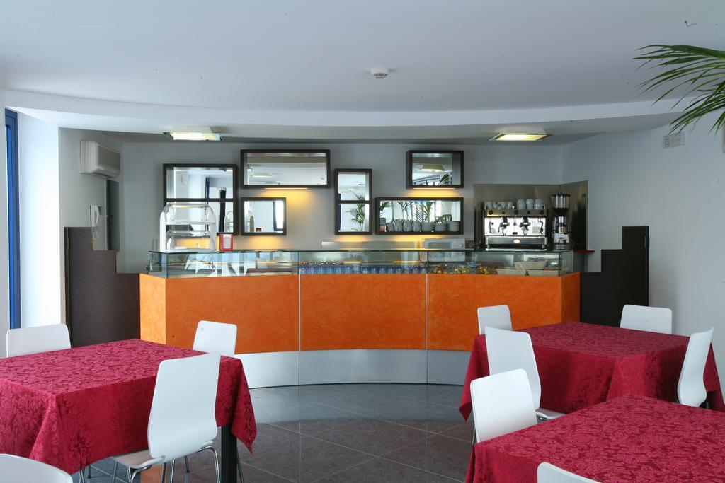 Blu Residence - Hotel Nel Salento Casarano Szoba fotó